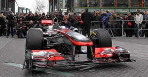 マクラーレン、F1エンジンの製造を否定せず