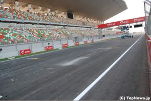F1インドGP開幕前日、急ピッチでサーキットも準備