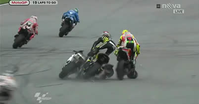 【動画】MotoGPマルコ・シモンチェリ、レース中に事故死　無惨に転がるヘルメット…